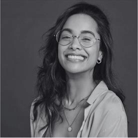 How to Choose Glasses for Your Face Shape (Without Overthinking It)