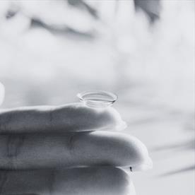 Contact Lenses Explained: A Beginner's Guide to Safe, Comfortable Wear