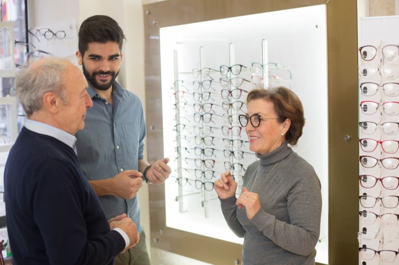 Cataracts Explained: Symptoms, Causes, Treatment, and What to Expect